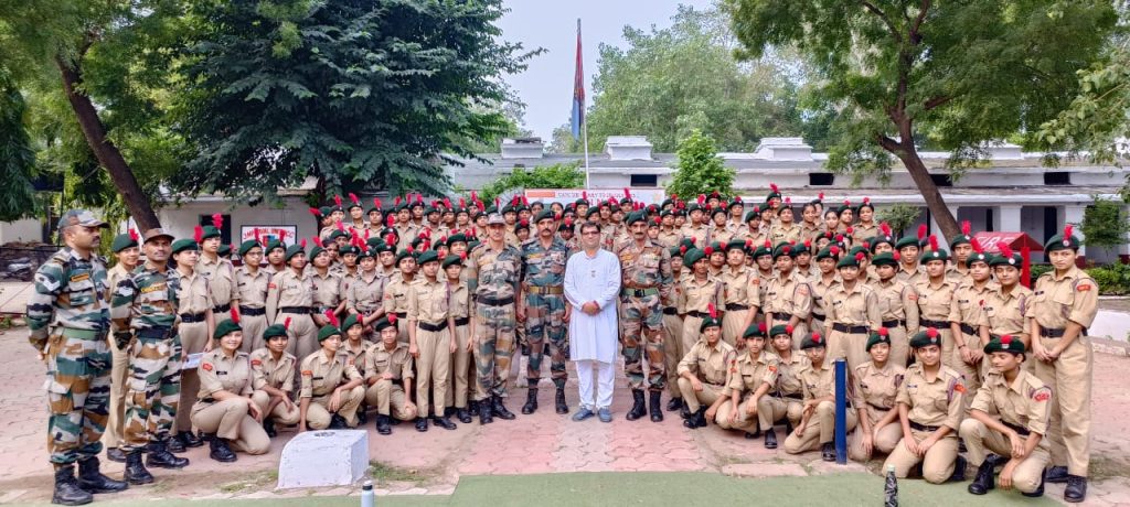 3 म.प्र. गर्ल्स बटालियन एनसीसी ग्वालियर में मोटिवेशन एवं पॉजिटिव थिंकिंग को लेकर कार्यक्रम