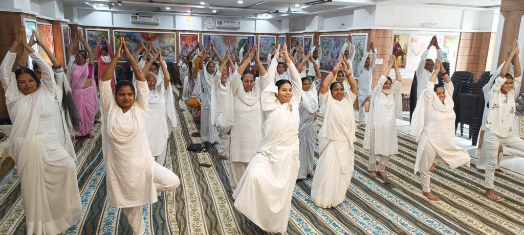 लश्कर ग्वालियर- अंतर्राष्ट्रीय योग दिवस पर कार्यक्रम आयोजित हुआ ।