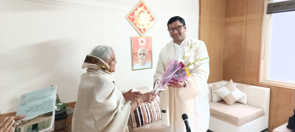 गुलमोहर अपार्टमेंट में मैडिटेशन विषय पर हुआ क्रायक्रम
