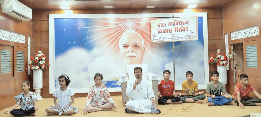 लश्कर ग्वालियर - नम्रता, धैर्यता, मधुरता, विनम्रता, सहनशीलता जैसे गुण विद्यार्थी जीवन में आवश्यक – आदर्श दीदी