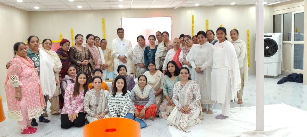 सिंध विहार कॉलोनी में खुशनुमा जिंदगी विषय पर कार्यक्रम का आयोजन